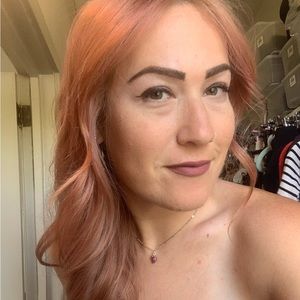 Meet your Posher, Tiffany